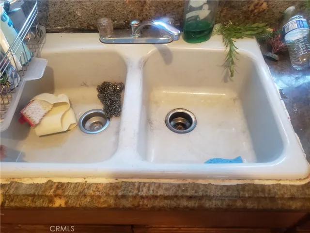 2105 kitchen sink