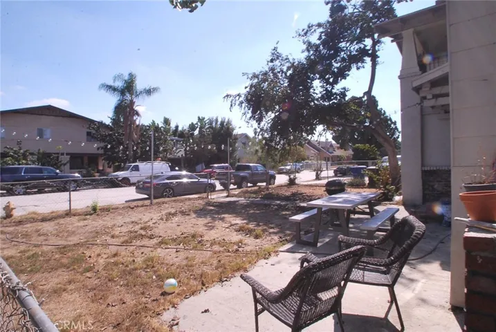 Fenced front yard
