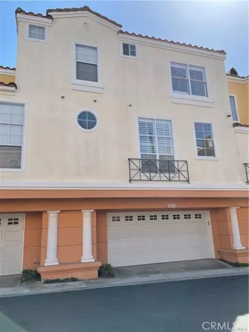 8052 E Naples Lane, Anaheim Hills, California 92808