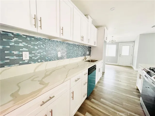18718 Cohasset Street, Reseda, California 91335
