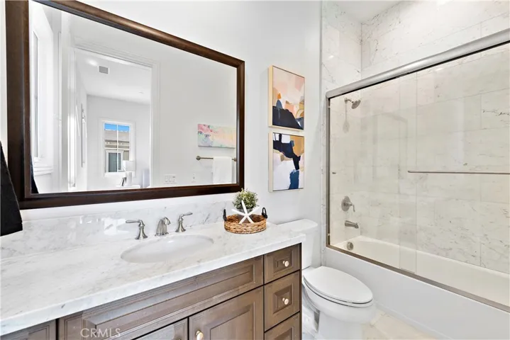 186 Leafy, Irvine, California 92602