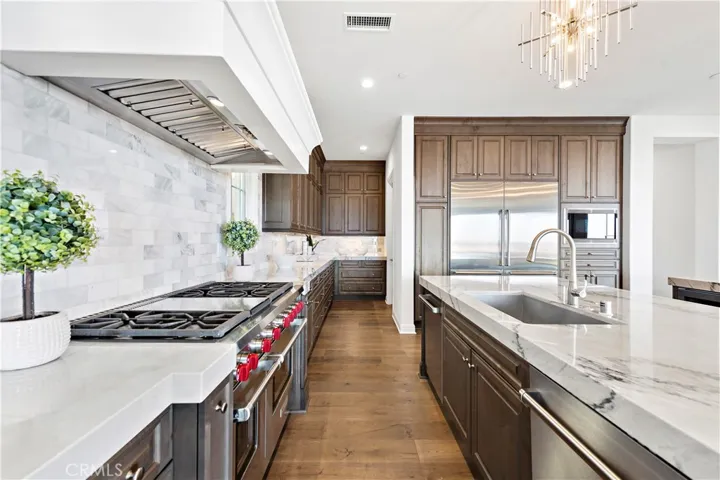 186 Leafy, Irvine, California 92602