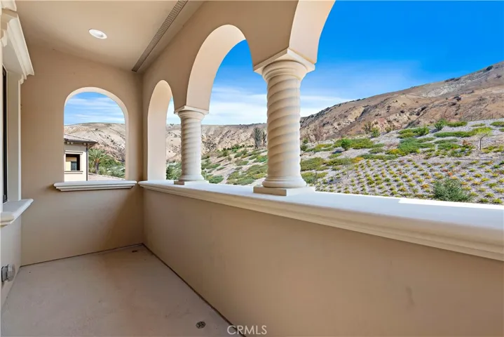 186 Leafy, Irvine, California 92602