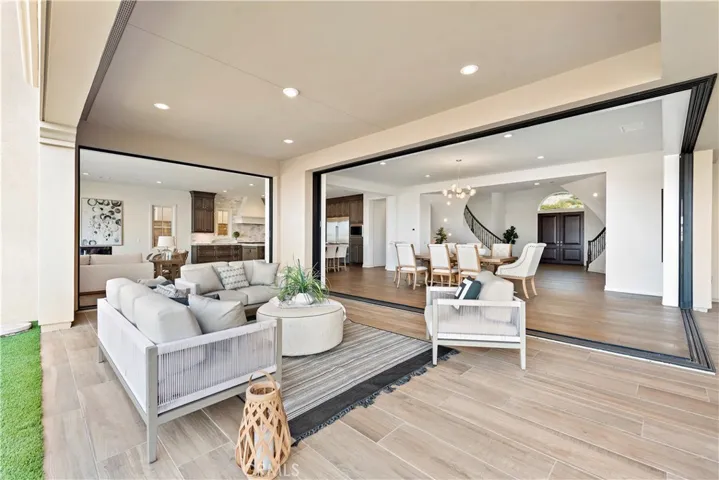 186 Leafy, Irvine, California 92602