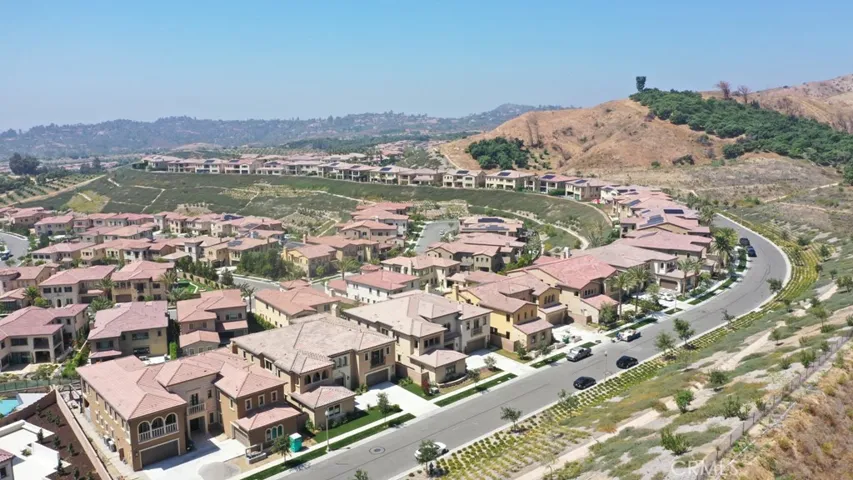 186 Leafy, Irvine, California 92602