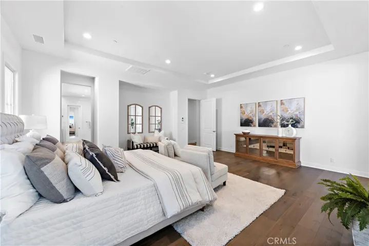 186 Leafy, Irvine, California 92602