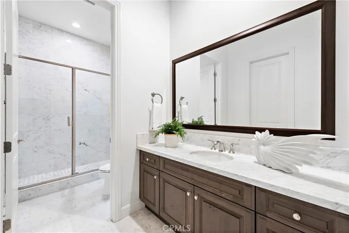 186 Leafy, Irvine, California 92602