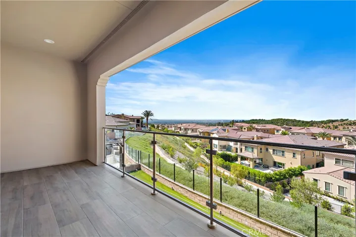 186 Leafy, Irvine, California 92602