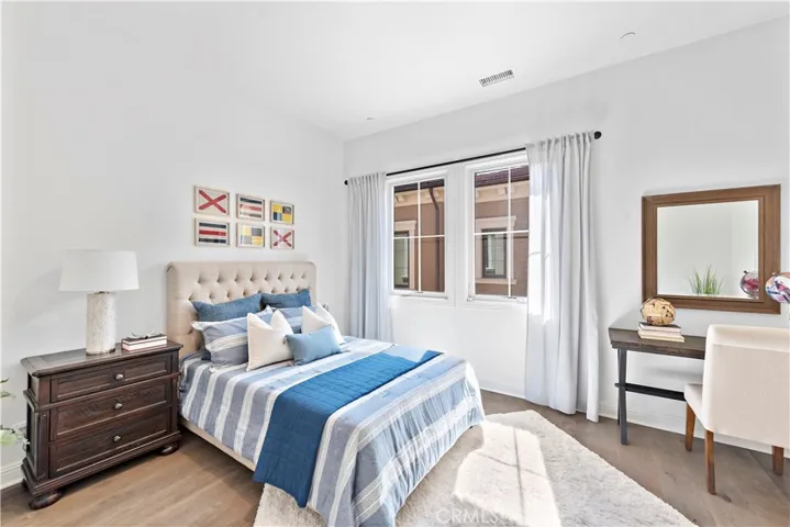 186 Leafy, Irvine, California 92602