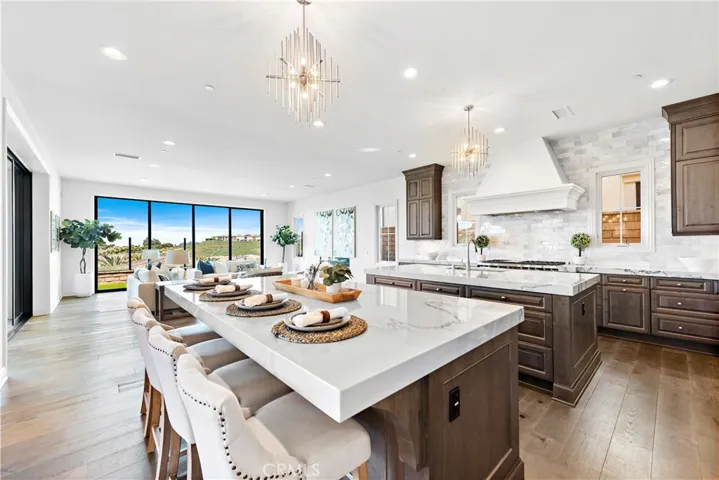 186 Leafy, Irvine, California 92602