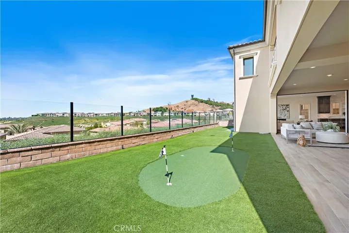 186 Leafy, Irvine, California 92602