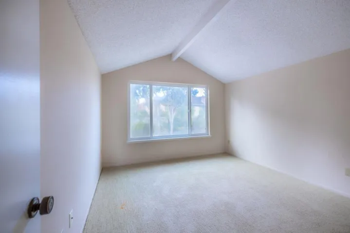 3373 Summer Set Way, Oceanside, California 92056
