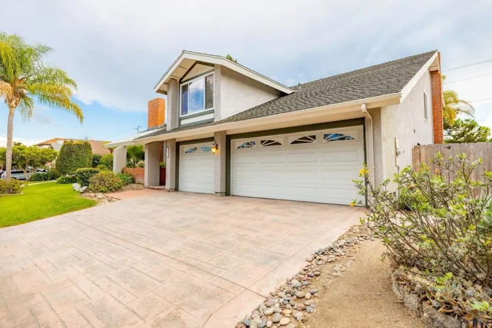3373 Summer Set Way, Oceanside, California 92056