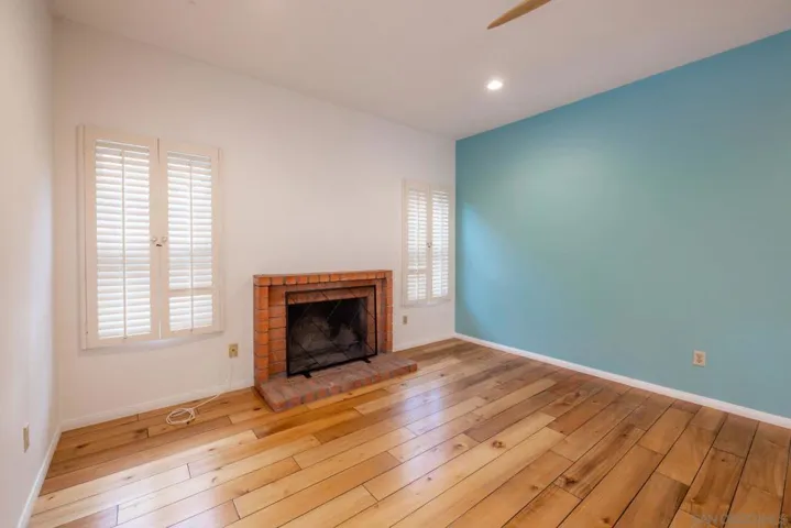 3373 Summer Set Way, Oceanside, California 92056
