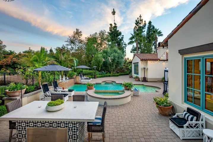 You will love the peace, privacy and views