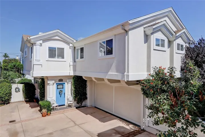 2409 Voorhees Avenue B, Redondo Beach, California 90278
