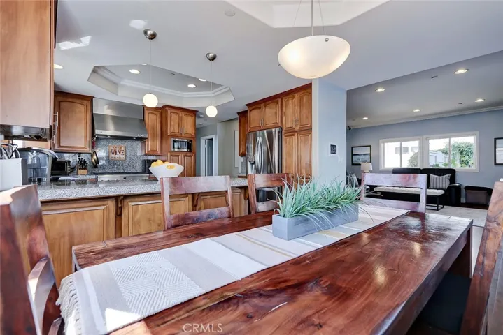 2409 Voorhees Avenue B, Redondo Beach, California 90278
