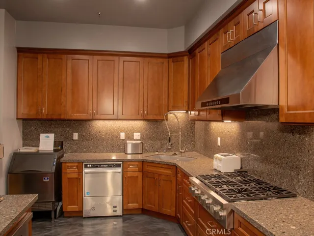 815 Sherwood Court, Beaumont, California 92223