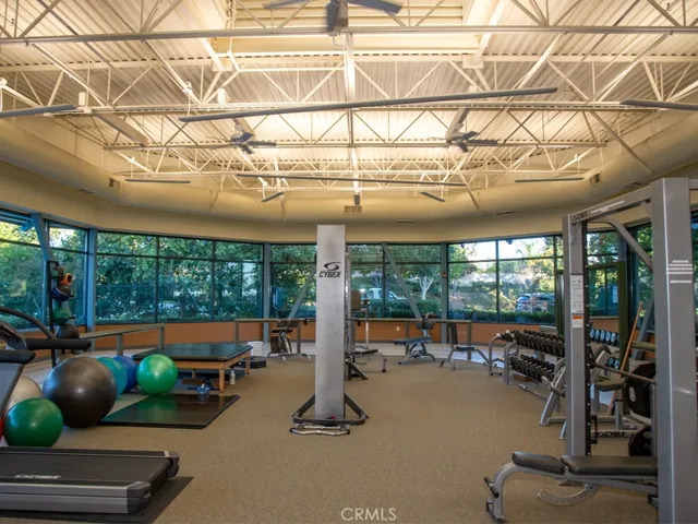815 Sherwood Court, Beaumont, California 92223