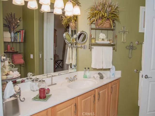 GUEST BATH