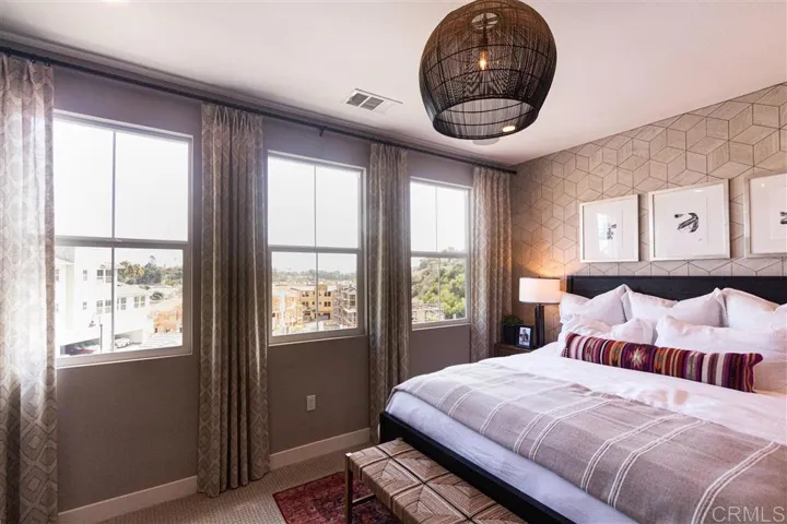 1109 Hibiscus Way, Oceanside, California 92054