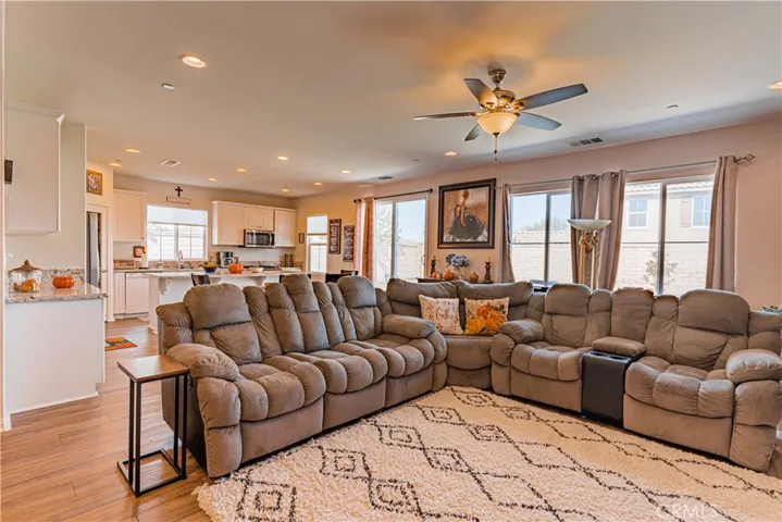 25212 Desperado Court, Menifee, California 92584