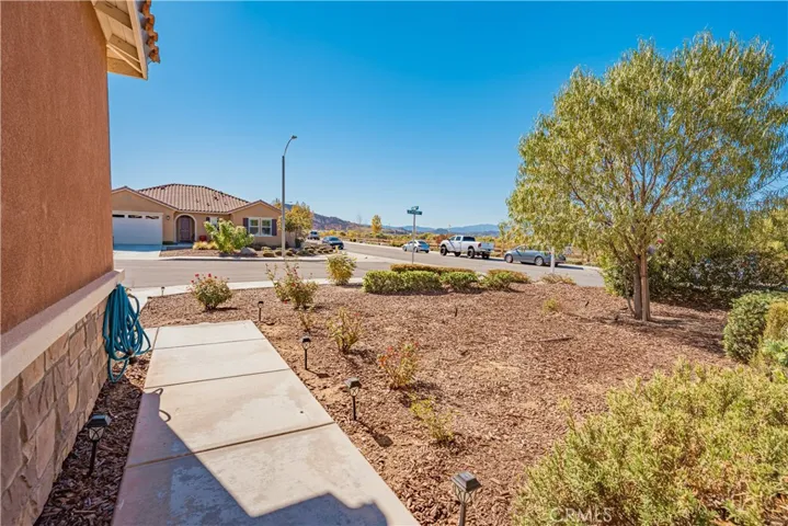 25212 Desperado Court, Menifee, California 92584
