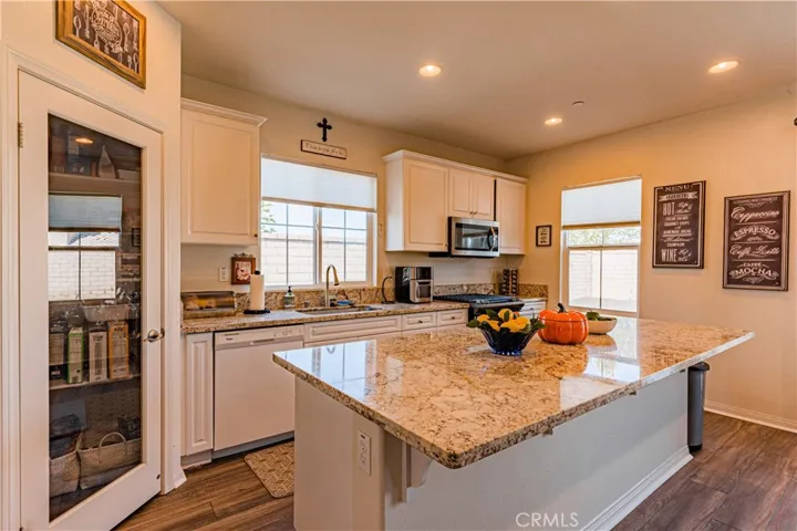 25212 Desperado Court, Menifee, California 92584