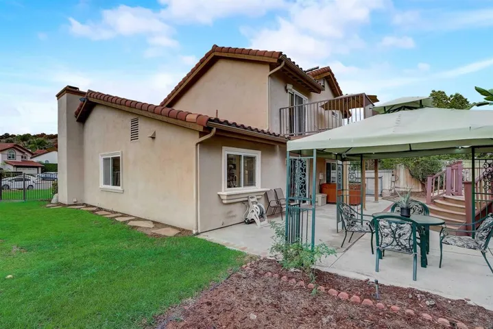 11601 Via Isabel, El Cajon, California 92019