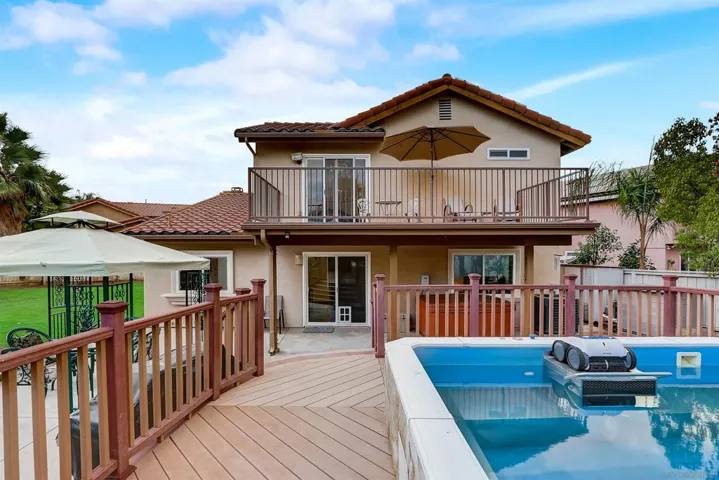 11601 Via Isabel, El Cajon, California 92019