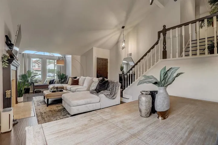 11601 Via Isabel, El Cajon, California 92019