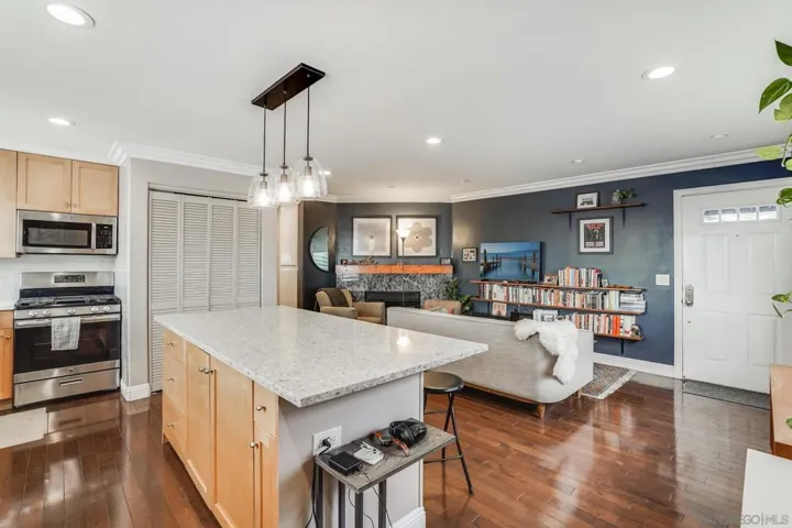 4132 Campus Ave 8, San Diego, California 92103
