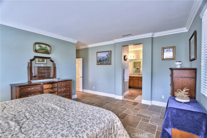 36083 Horseshoe Court, Wildomar, California 92595