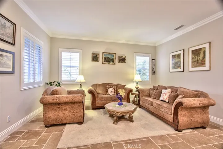 36083 Horseshoe Court, Wildomar, California 92595