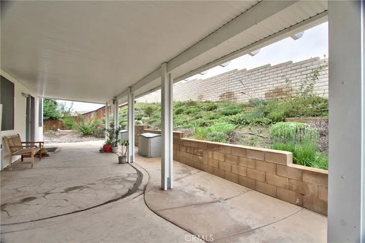 36083 Horseshoe Court, Wildomar, California 92595