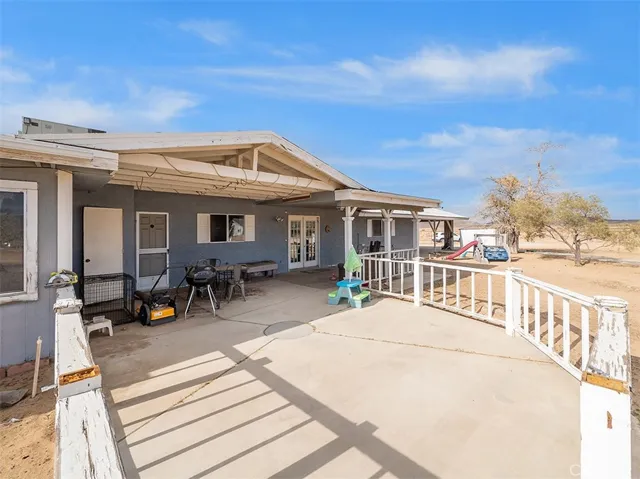 65525 4th Street S, Joshua Tree, California 92252