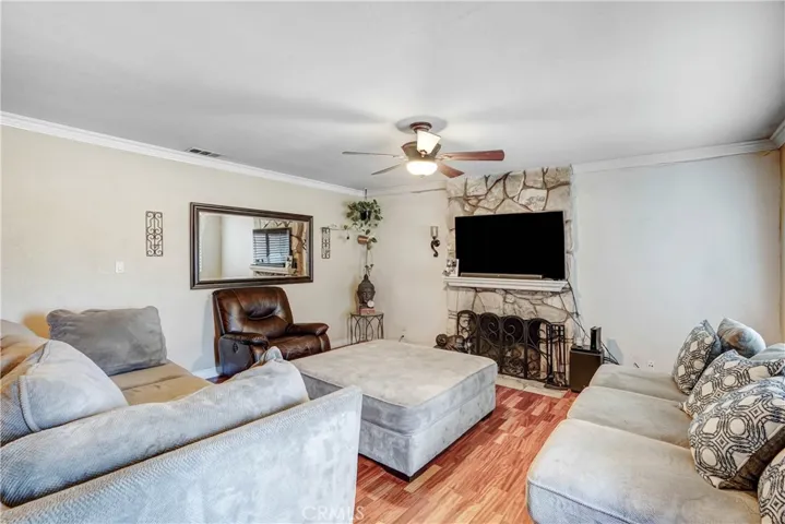 1130 Cloverdale Street, Riverside, California 92501