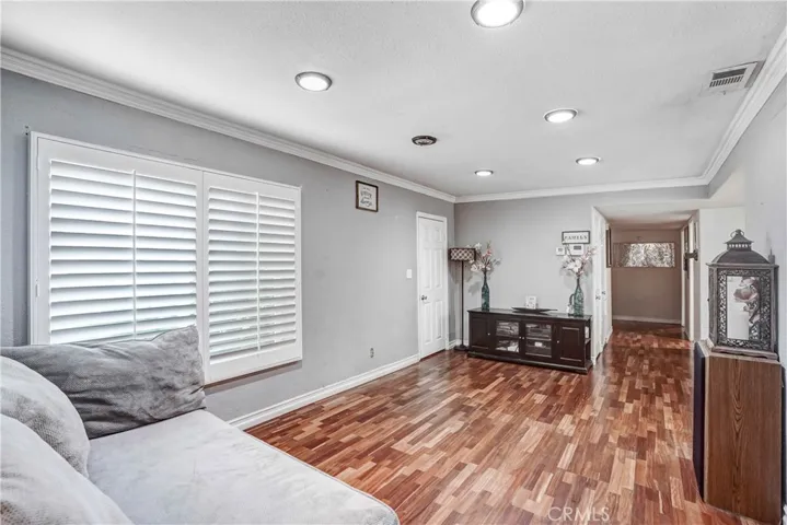 1130 Cloverdale Street, Riverside, California 92501
