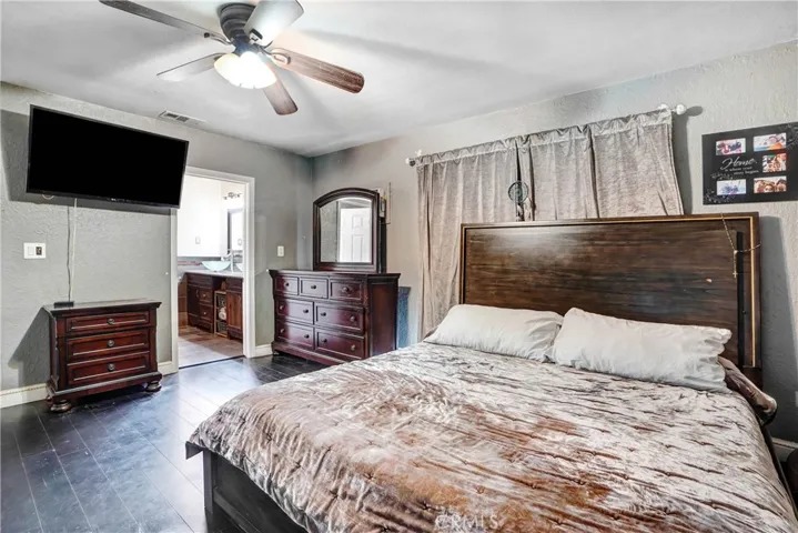 1130 Cloverdale Street, Riverside, California 92501
