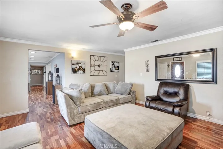 1130 Cloverdale Street, Riverside, California 92501