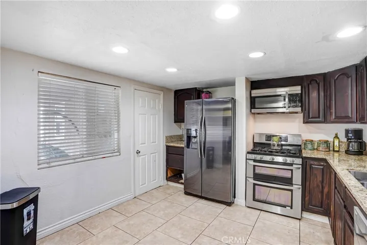 1130 Cloverdale Street, Riverside, California 92501