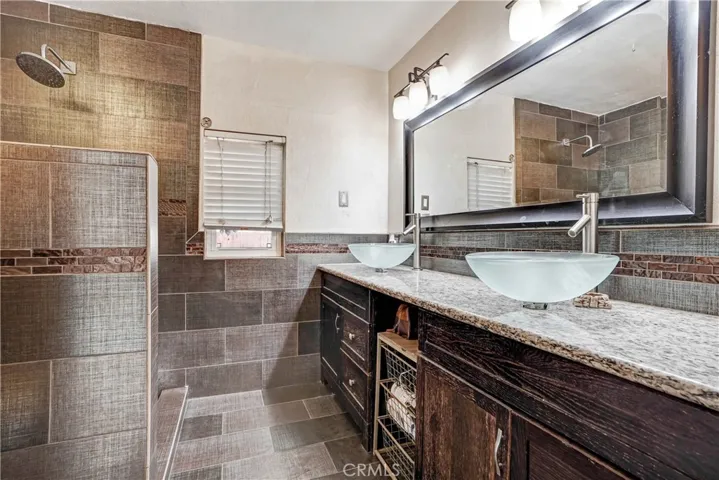 1130 Cloverdale Street, Riverside, California 92501