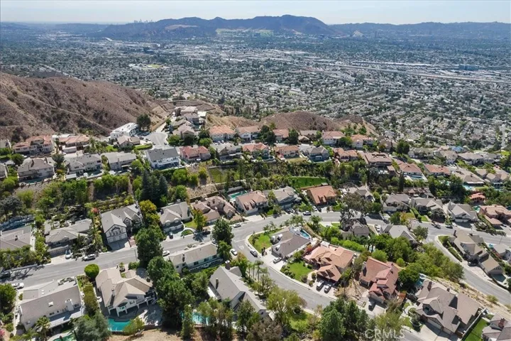 2906 Olney Place, Burbank, California 91504