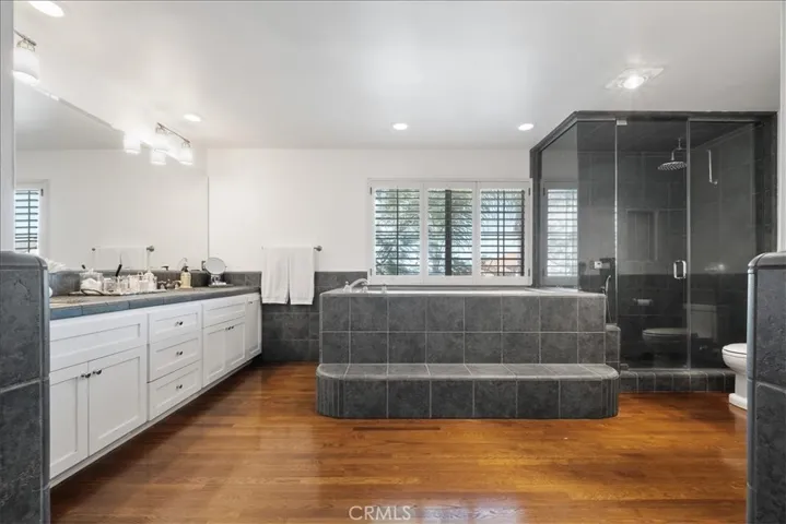 2906 Olney Place, Burbank, California 91504