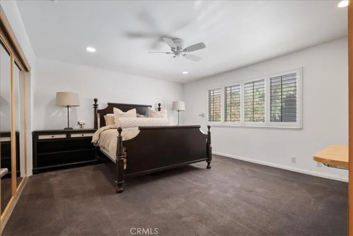 2906 Olney Place, Burbank, California 91504