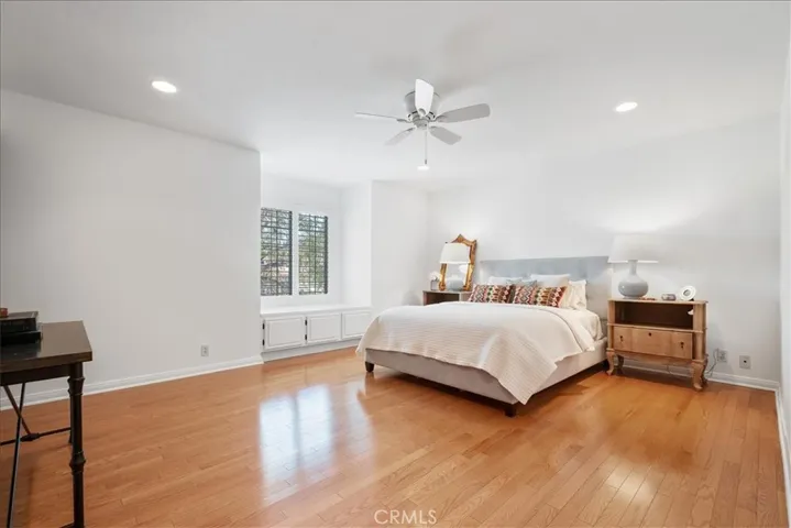 2906 Olney Place, Burbank, California 91504