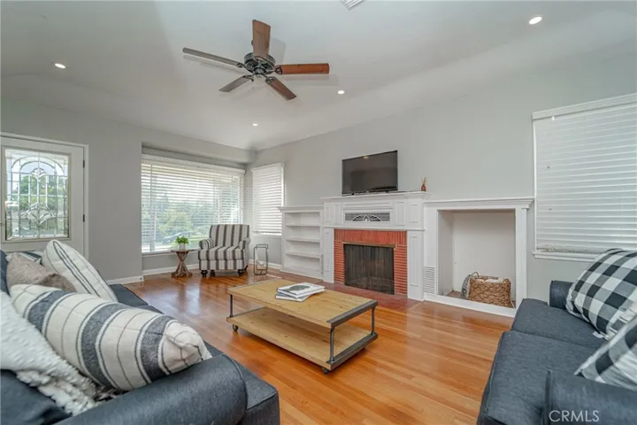 13625 La Cuarta Street, Whittier, California 90602