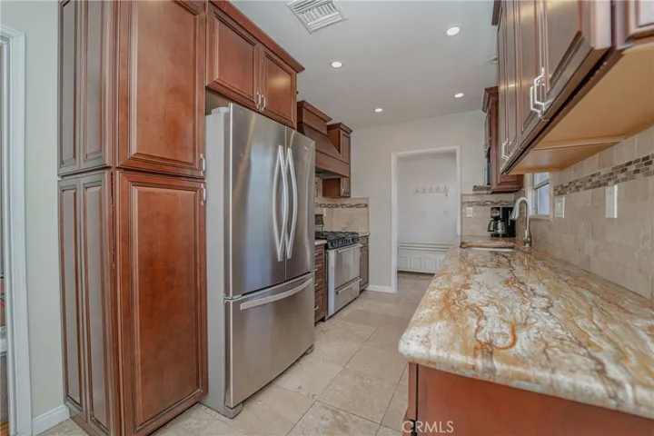 13625 La Cuarta Street, Whittier, California 90602