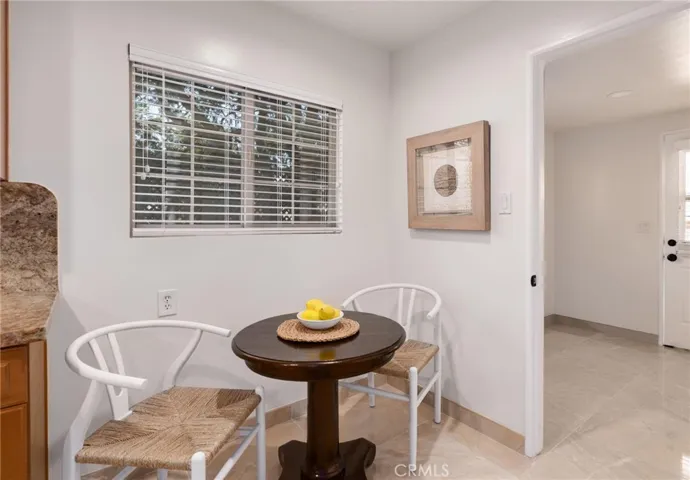 628 Barry Place, Altadena, California 91001