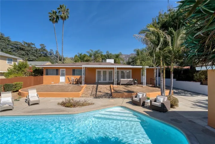 628 Barry Place, Altadena, California 91001